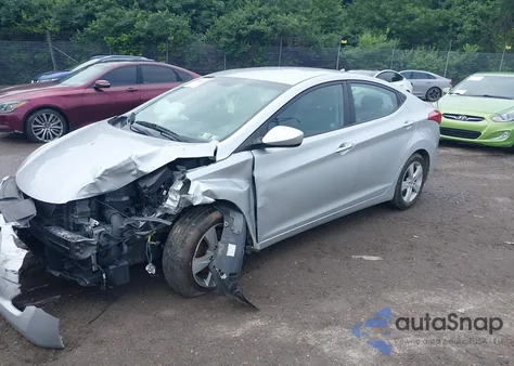 2011 Hyundai Elantra Gls/Limited z USA, uszkodzony, nr VIN KMHDH4AE1BU118688